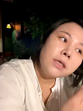 Alice9988 online show from 10/19/25, 09:54