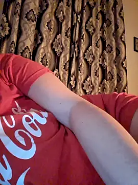 Ariana381 online show from 11/22/25, 09:25