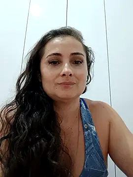 Snapshot of pimentahot1986 chatting on 10/21/25, 04:30 pimentahot1986 online show from 10/21/25, 04:30