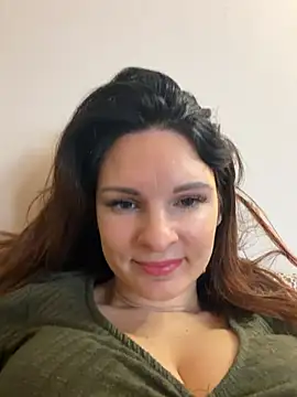 Snapshot of kinkysarahx chatting on 04/16/26, 08:37 kinkysarahx online show from 04/16/26, 08:37