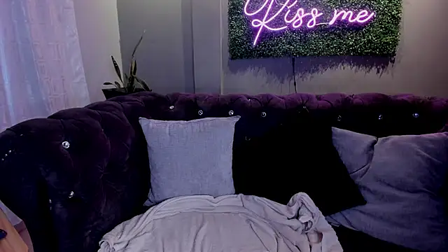 Snapshot of lovenatasha_ chatting on 12/03/25, 07:56 lovenatasha online show from 12/03/25, 07:56