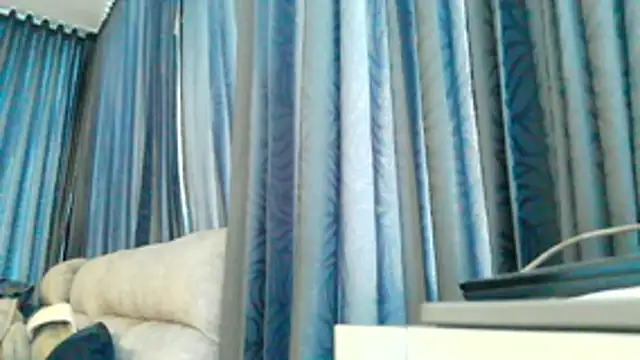 RollinGirl  online show from 10/28/25, 10:12