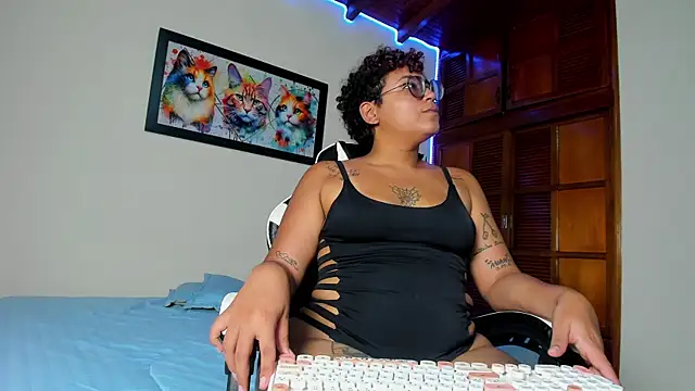 Snapshot of bellota_smitt chatting on 10/17/25, 07:16 bellota smitt online show from 10/17/25, 07:16