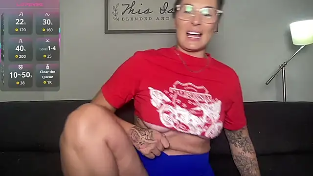 Snapshot of Mandyrheaa chatting on 11/11/25, 01:49 Mandyrheaa online show from 11/11/25, 01:49