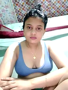 Snapshot of sexylive1100 chatting on 10/31/25, 03:57 sexylive1100 online show from 10/31/25, 03:57