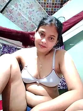 Snapshot of sexylive1100 chatting on 11/03/25, 05:58 sexylive1100 online show from 11/03/25, 05:58