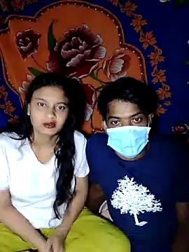 Snapshot of sexylive1100 chatting on 11/17/25, 03:29 sexylive1100 online show from 11/17/25, 03:29