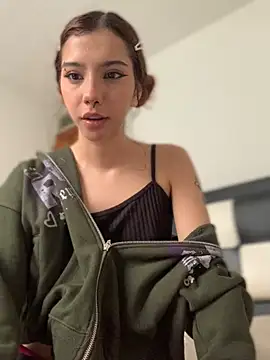 MiaaCute- online show from 02/26/26, 09:14