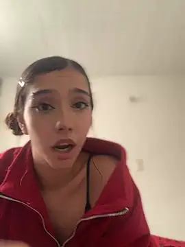 MiaaCute- online show from 03/04/26, 09:21