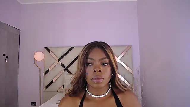 Snapshot of Maiacharris_ chatting on 04/11/26, 12:09 Maiacharris online show from 04/11/26, 12:09