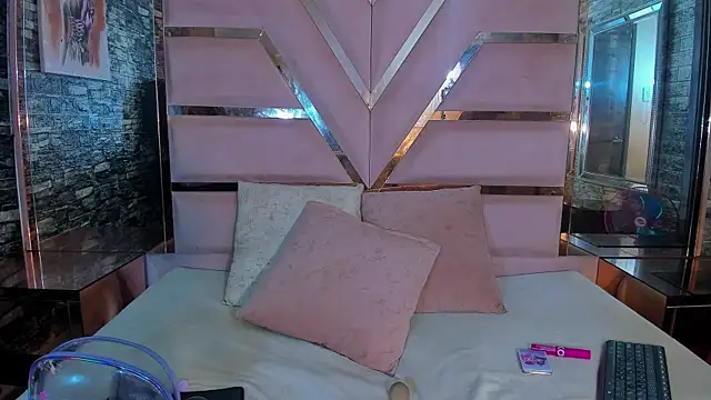 talialadyx online show from 11/05/25, 07:03