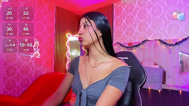 Snapshot of Adisson_Tay chatting on 12/19/25, 11:39 Adisson Tay online show from 12/19/25, 11:39