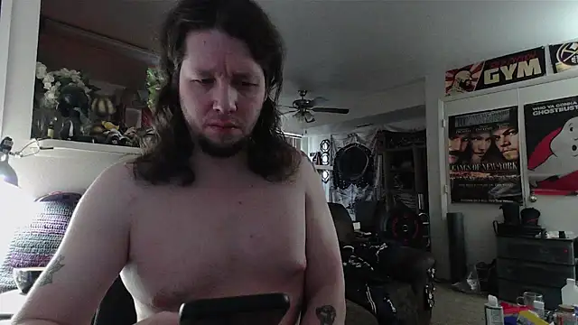 biggerisbetter12 online show from 02/16/26, 03:41