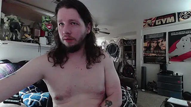 Snapshot of biggerisbetter12 chatting on 03/24/26, 05:07 biggerisbetter12 online show from 03/24/26, 05:07