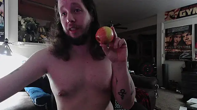 Snapshot of biggerisbetter12 chatting on 04/20/26, 06:05 biggerisbetter12 online show from 04/20/26, 06:05