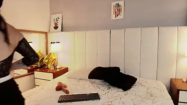 Alanawestt online show from 11/19/25, 08:09