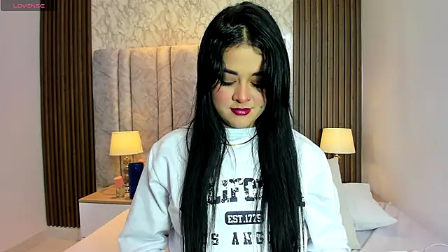 Snapshot of goddessfeetxx chatting on 10/17/25, 08:44 goddessfeetxx online show from 10/17/25, 08:44