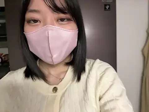 Snapshot of pinkudayo_girl chatting on 07/15/26, 01:38 pinkudayo girl online show from 07/15/26, 01:38