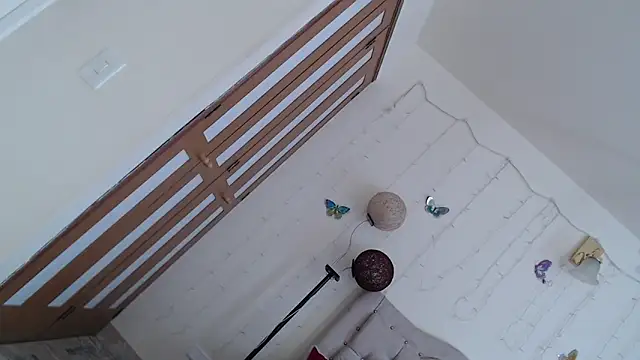 Snapshot of SilviaRoa chatting on 10/22/25, 12:49 SilviaRoa online show from 10/22/25, 12:49