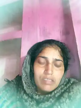 Snapshot of Pooja_shre chatting on 01/11/26, 02:49 Pooja shre online show from 01/11/26, 02:49