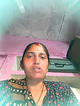 Snapshot of Pooja_shre chatting on 02/08/26, 07:45 Pooja shre online show from 02/08/26, 07:45