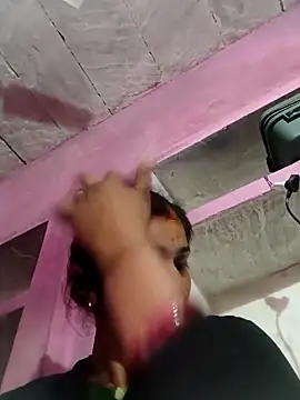 Snapshot of Pooja_shre chatting on 02/11/26, 04:45 Pooja shre online show from 02/11/26, 04:45