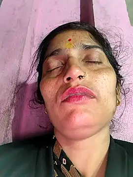 Snapshot of Pooja_shre chatting on 02/15/26, 11:56 Pooja shre online show from 02/15/26, 11:56