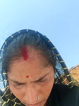 Snapshot of Pooja_shre chatting on 03/01/26, 06:26 Pooja shre online show from 03/01/26, 06:26