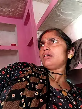 Snapshot of Pooja_shre chatting on 03/03/26, 05:57 Pooja shre online show from 03/03/26, 05:57