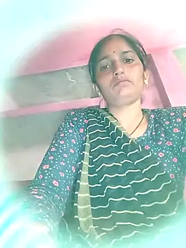 Snapshot of Pooja_shre chatting on 03/15/26, 02:39 Pooja shre online show from 03/15/26, 02:39