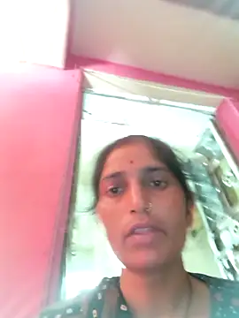 Snapshot of Pooja_shre chatting on 03/29/26, 05:29 Pooja shre online show from 03/29/26, 05:29