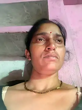 Snapshot of Pooja_shre chatting on 04/07/26, 01:55 Pooja shre online show from 04/07/26, 01:55