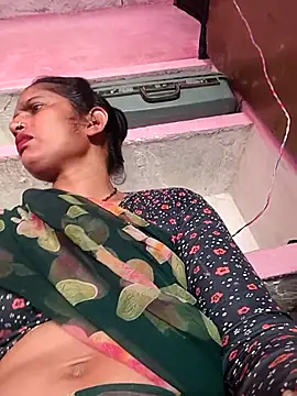 Snapshot of Pooja_shre chatting on 04/11/26, 07:35 Pooja shre online show from 04/11/26, 07:35