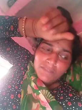 Snapshot of Pooja_shre chatting on 04/19/26, 09:41 Pooja shre online show from 04/19/26, 09:41