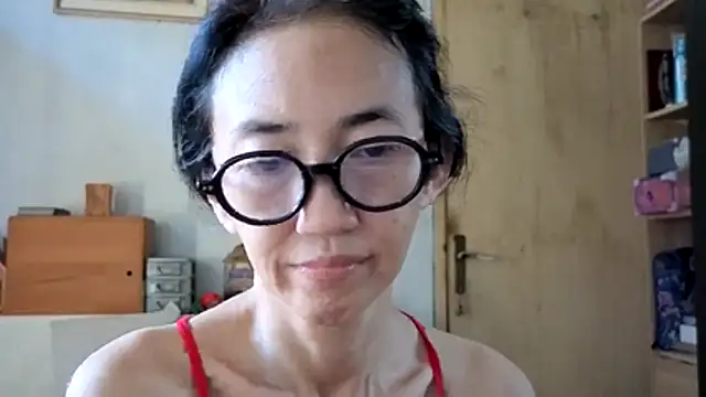 princessD077 online show from 05/10/26, 08:41