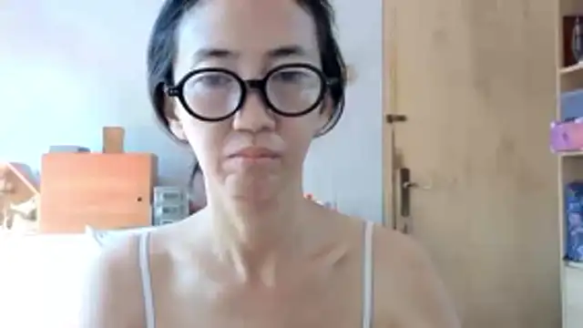 princessD077 online show from 05/17/26, 02:09