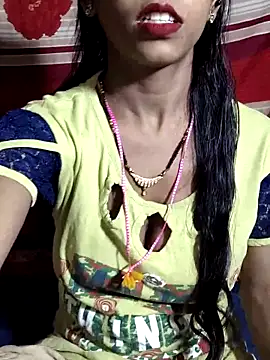 Itz Aisha   online show from 10/29/25, 01:57