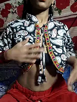 Snapshot of Itz_Aisha__ chatting on 11/18/25, 05:17 Itz Aisha online show from 11/18/25, 05:17