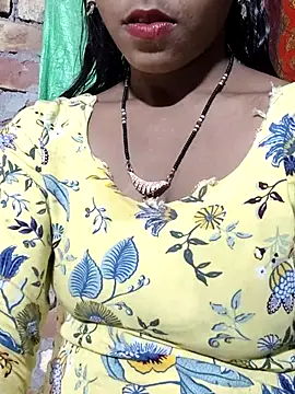 Itz Aisha   online show from 03/13/26, 08:43