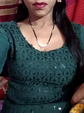 Itz Aisha   online show from 04/04/26, 05:49