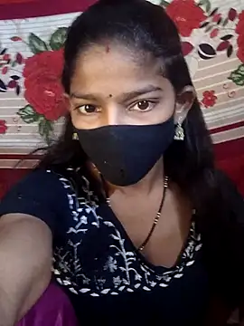 Snapshot of Itz_Aisha__ chatting on 05/18/26, 05:35 Itz Aisha online show from 05/18/26, 05:35