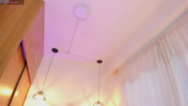 Snapshot of cassieestevens chatting on 10/23/25, 10:30 cassieestevens online show from 10/23/25, 10:30