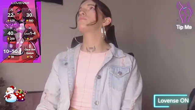 Scarlett crastrawberry online show from 12/17/25, 08:48