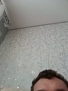 PeteR1987- online show from 11/30/25, 07:12