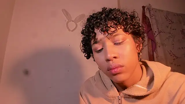 Snapshot of bad_girl_xxx chatting on 03/19/26, 03:32 bad girl xxx online show from 03/19/26, 03:32