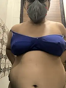 Lovely Tannu online show from 12/03/25, 12:03