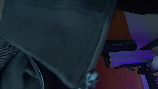 ibizmen online show from 12/17/25, 07:47