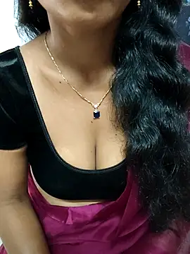 Sravya   online show from 11/21/25, 06:01