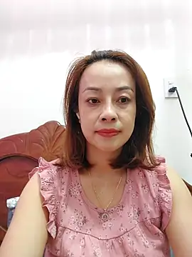 Snapshot of Baby-bigboobs20 chatting on 10/24/25, 11:12 Baby-bigboobs20 online show from 10/24/25, 11:12