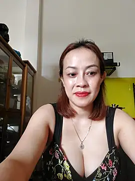 Snapshot of Baby-bigboobs20 chatting on 10/30/25, 05:20 Baby-bigboobs20 online show from 10/30/25, 05:20